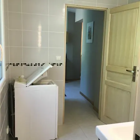 Appartement Maxime 2 *