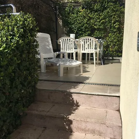 Apartment Maxime 2 *